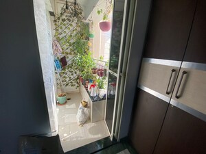 Balcony in 3.5 BHK Apartment at Hiranandani Meadows, Manpada – for Rent