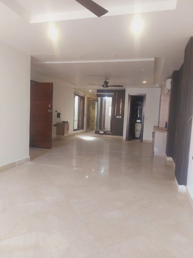 Room, panchsheel enclave 3 Bedroom 2400 Sq.Ft. Apartment In Panchsheel Enclave Delhi 9962511