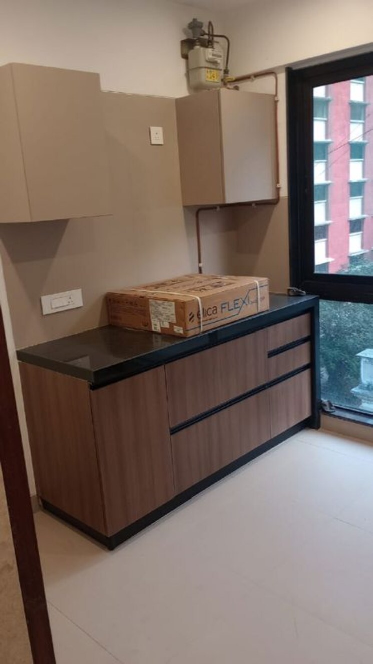 Kitchen, bandra west 2 Bedroom 700 Sq.Ft. Apartment In Bandra West Mumbai 9962508