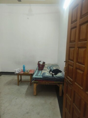 Bedroom in 1 RK Independent House at Gomti Nagar – for Rent