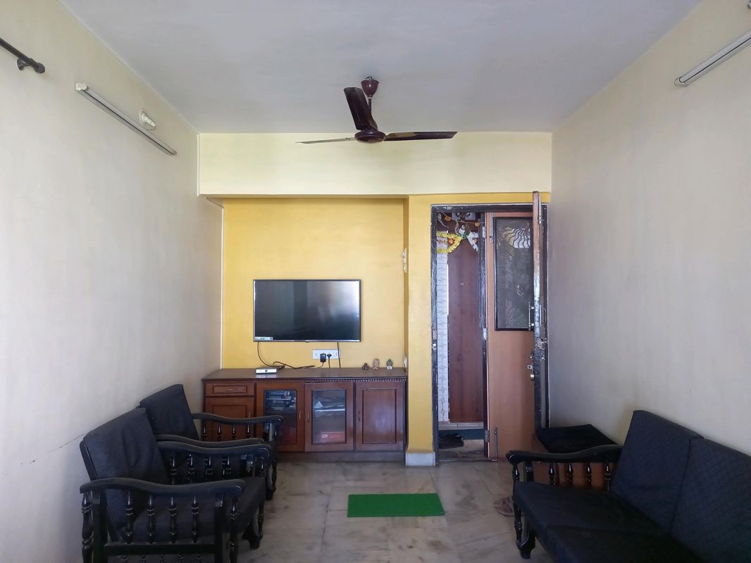 2 BHK + Servant Room Apartment For Rent in Rutu Enclave