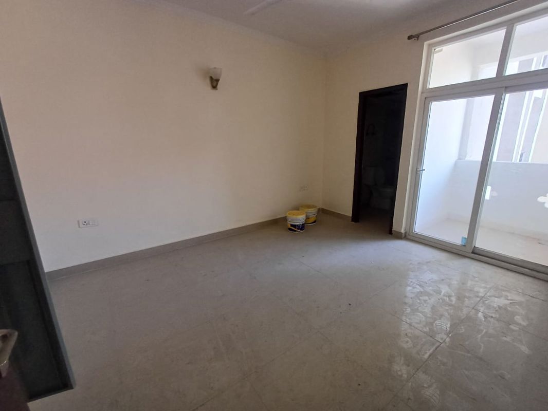 2.5 BHK + Study Room 1060 Sq.Ft. Apartment in Nirala Greenshire