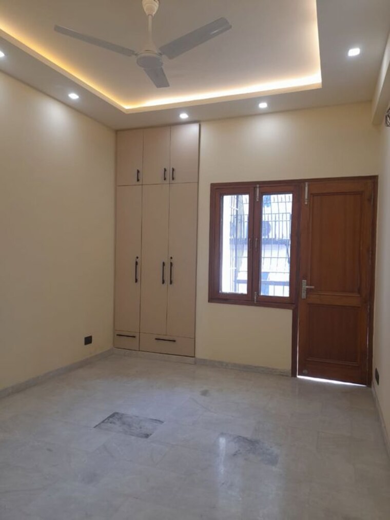 Room, panchsheel enclave 3 Bedroom 2560 Sq.Ft. Apartment In Panchsheel Enclave Delhi 9962536