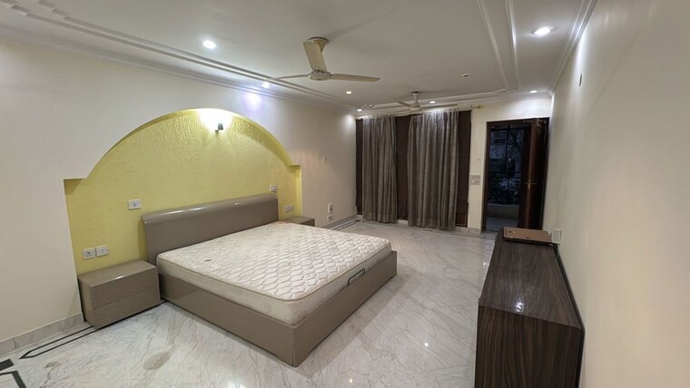 Bedroom, panchsheel enclave 3 Bedroom 2560 Sq.Ft. Apartment In Panchsheel Enclave Delhi 9962536