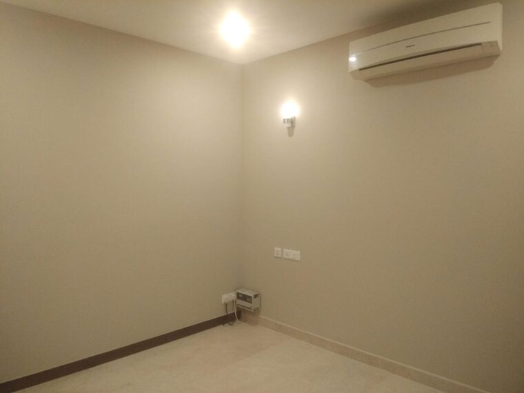 Room, panchsheel enclave 3 Bedroom 2560 Sq.Ft. Apartment In Panchsheel Enclave Delhi 9962536