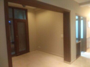 Room in 3 BHK Apartment at Panchsheel Enclave – for Rent