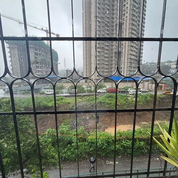 2 BHK Apartment For Sale in Lok Rachana, Moti Nagar