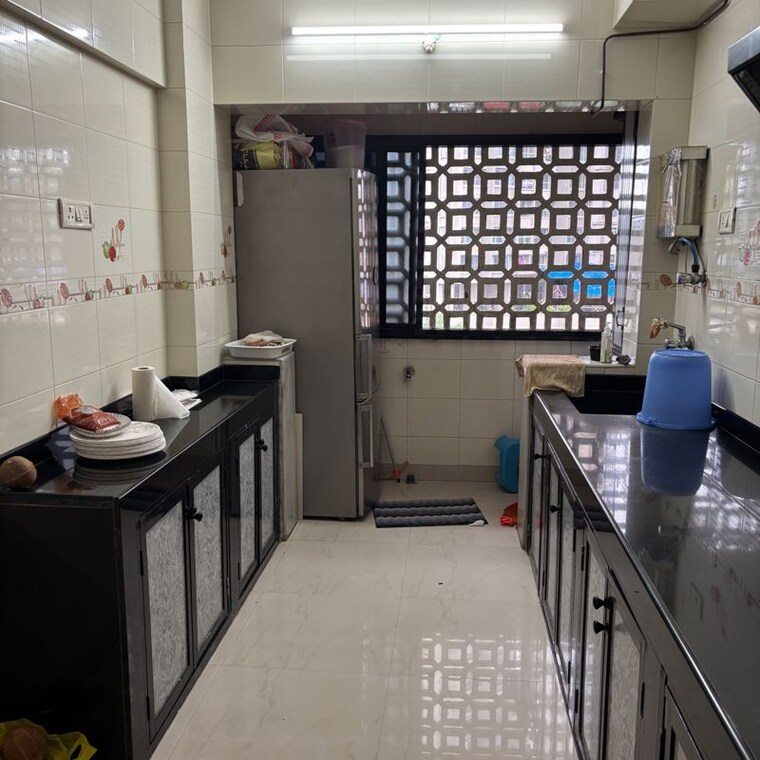 Kitchen, lok-rachana 2 Bedroom 758 Sq.Ft. Apartment In Moti Nagar Mumbai 9962544