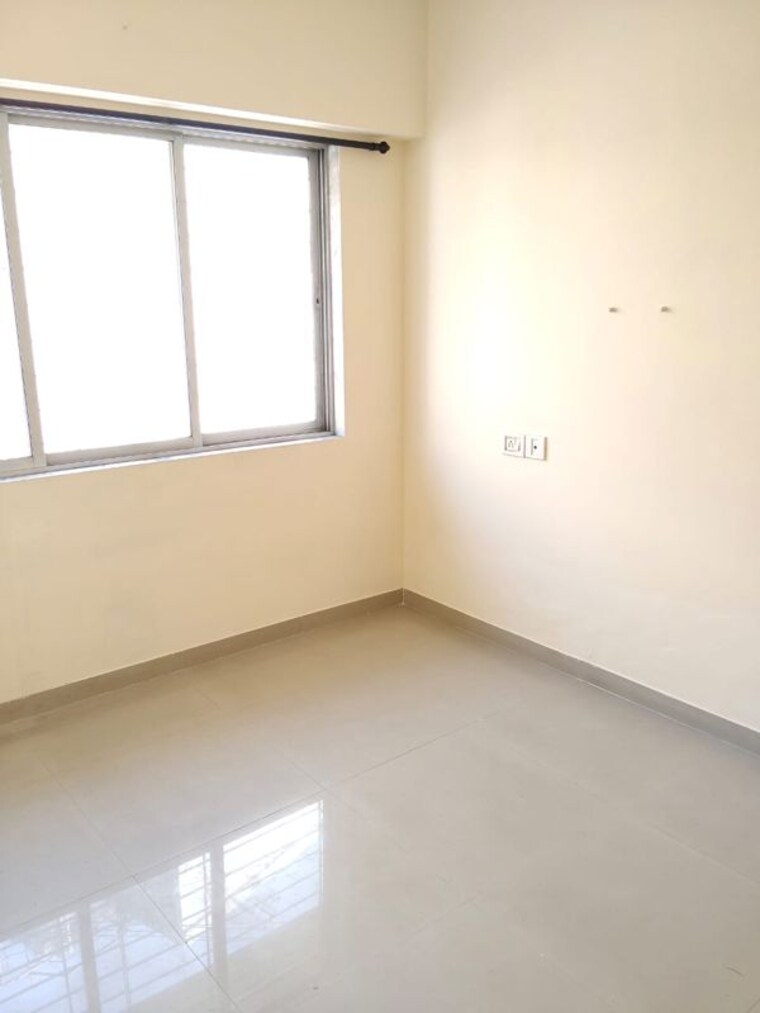 Room, charkop-om-shree-siddhivinayak-chs 1 Bedroom 400 Sq.Ft. Apartment In Kandivali West Mumbai 9962546