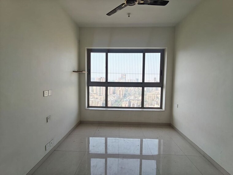 Room, kalpataru-paramount 2 Bedroom 711 Sq.Ft. Apartment In Kapur Bawdi Thane 9962558