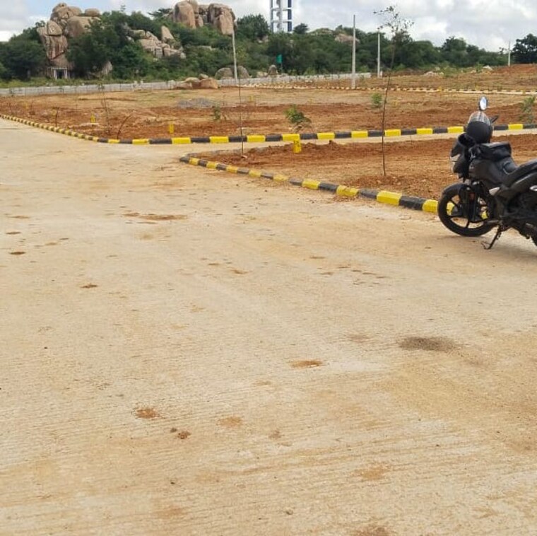  Parking, fortune-crystal  220 Sq.Yd. Plot In Amangal Hyderabad 9962560
