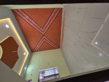 Room in 2 BHK Independent House at Santoshi Nagar – for Sale