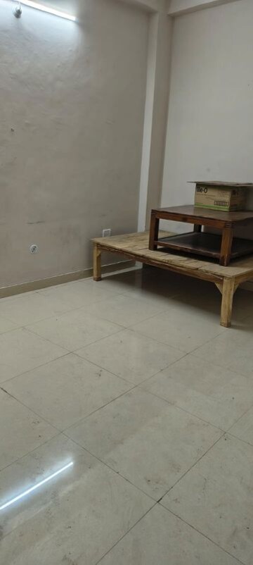 Balcony in 2 BHK Builder Floor at Husainganj – for Rent