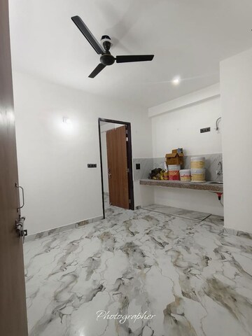 Room in 1 BHK Builder Floor at Saket – for Rent