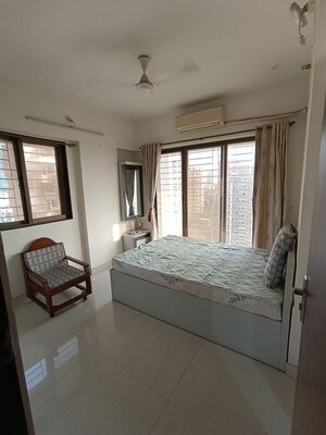 Bedroom in 2 BHK Apartment at Evershine Nagar – for Rent