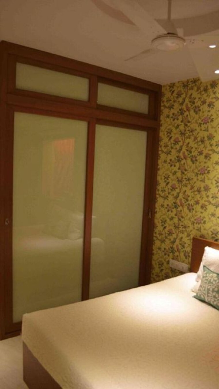 Bedroom, bandra west 2 Bedroom 700 Sq.Ft. Apartment In Bandra West Mumbai 9962585
