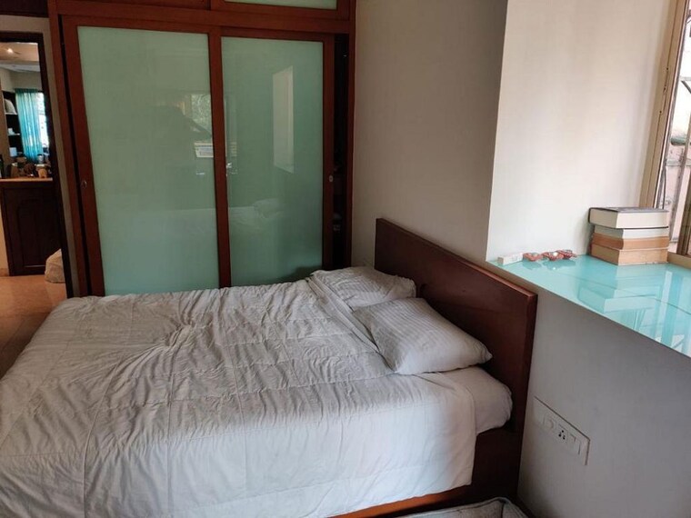 Bedroom, bandra west 2 Bedroom 700 Sq.Ft. Apartment In Bandra West Mumbai 9962585