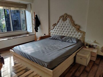 Master Bedroom in 2 BHK Apartment at Bandra West – for Rent