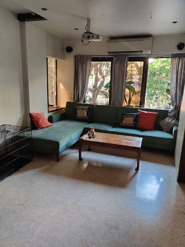 2 BHK + Pooja Room Apartment For Rent in Bandra West