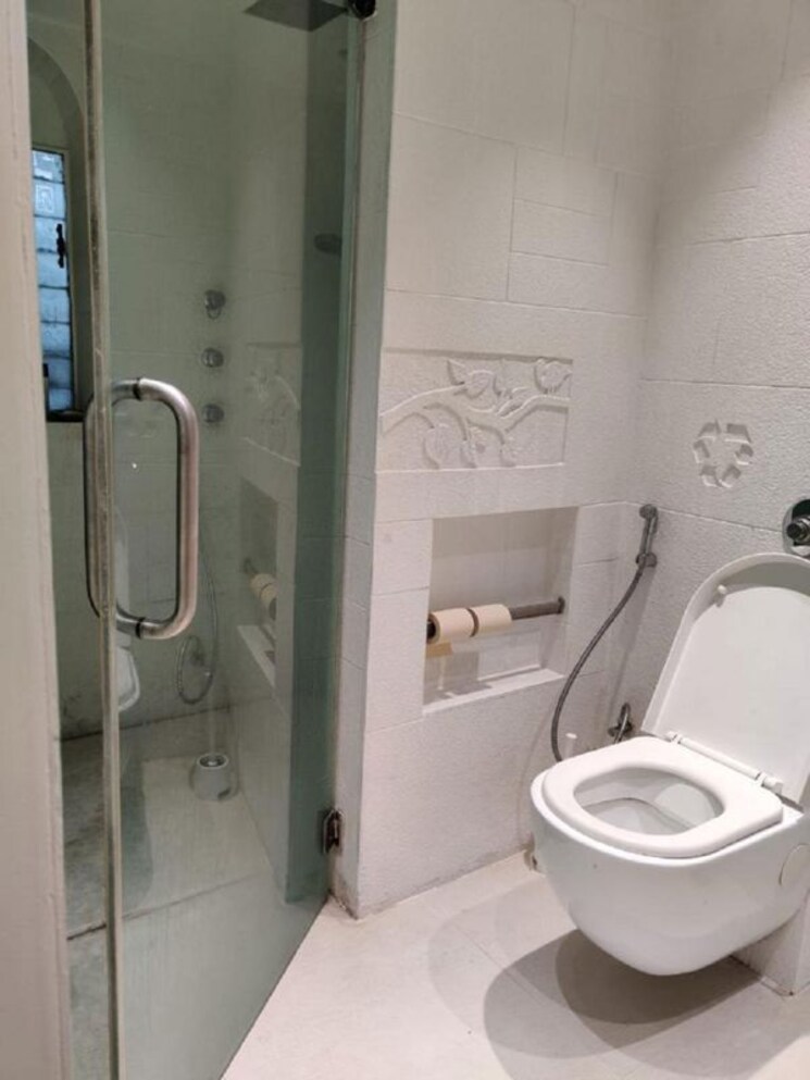 Bathroom, bandra west 2 Bedroom 700 Sq.Ft. Apartment In Bandra West Mumbai 9962585