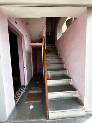 Staircase in 1 BHK Apartment at Vejalpur – for Rent