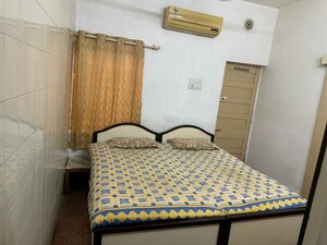 2 BHK Apartment For Rent in Naranpura