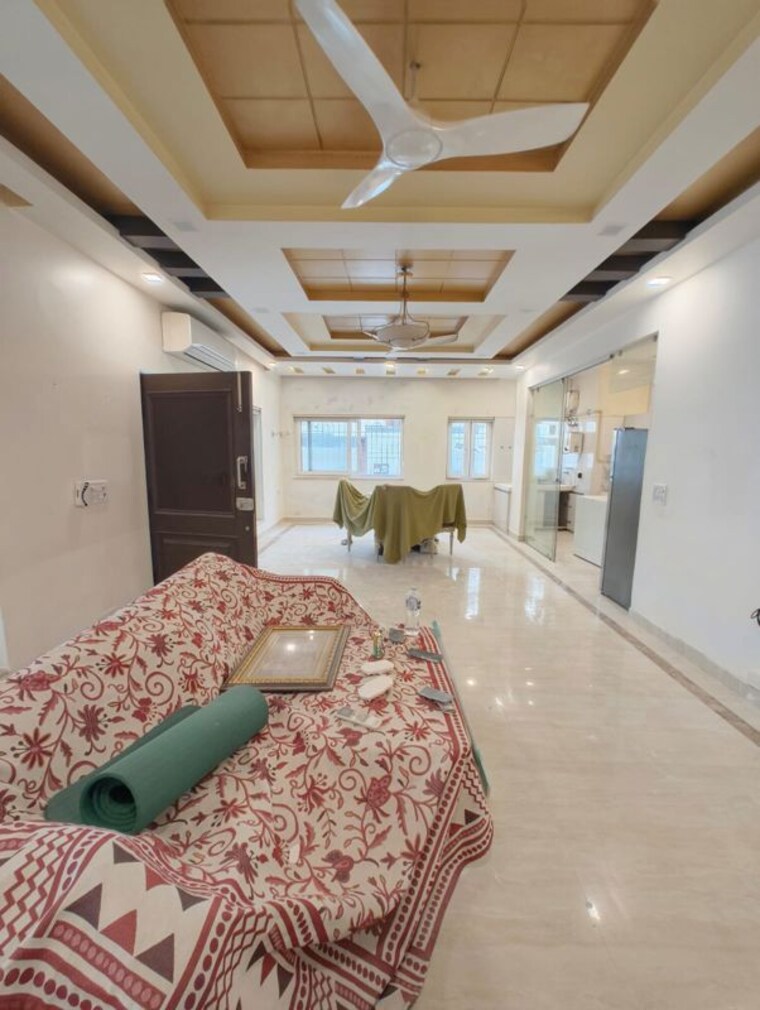 Living Room, greater kailash i 2 Bedroom 208 Sq.Yd. Builder Floor In Greater Kailash I Delhi 9962614