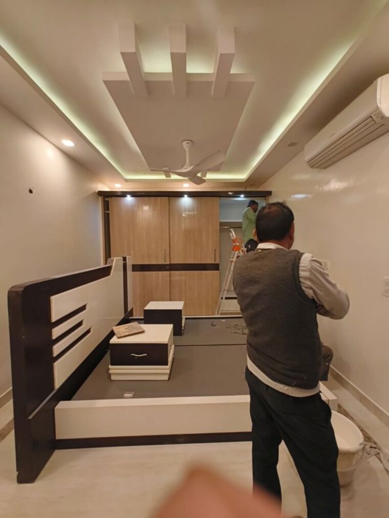 Master Bedroom, greater kailash i 2 Bedroom 208 Sq.Yd. Builder Floor In Greater Kailash I Delhi 9962614