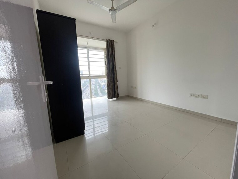 Bedroom, sheth-vasant-lawns 3 Bedroom 1200 Sq.Ft. Apartment In Laxmi Nagar Thane 9962616