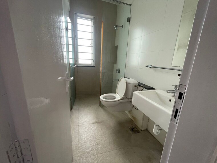 Bathroom, sheth-vasant-lawns 3 Bedroom 1200 Sq.Ft. Apartment In Laxmi Nagar Thane 9962630
