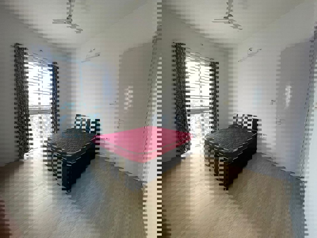 3 BHK 1200 Sq.Ft. Apartment in Sheth Vasant Lawns