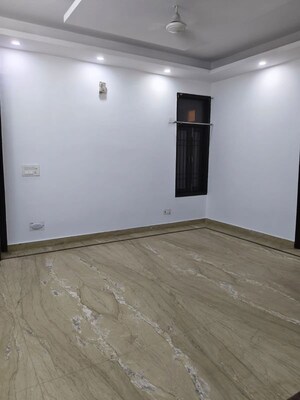 Room in 2 BHK Apartment at Panchsheel Vihar – for Rent