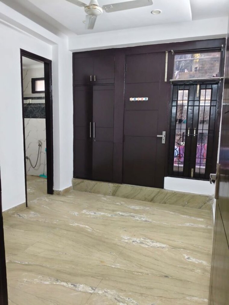Room, panchsheel vihar 2 Bedroom 900 Sq.Ft. Apartment In Panchsheel Vihar Delhi 9962639
