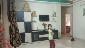 Furnished Amenities in 2 BHK Apartment at Paldi – for Rent