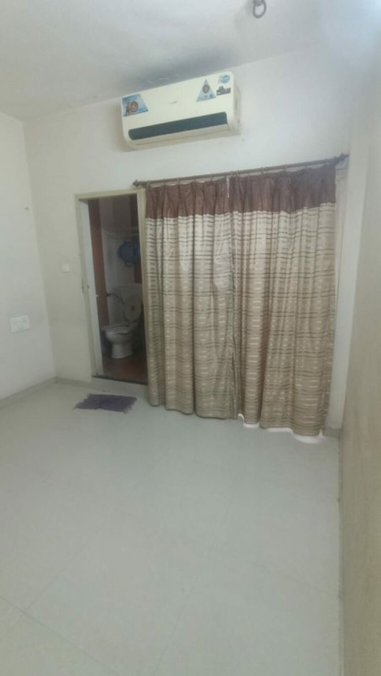 Bathroom, paldi 2 Bedroom 1130 Sq.Ft. Apartment In Paldi Ahmedabad 9962644