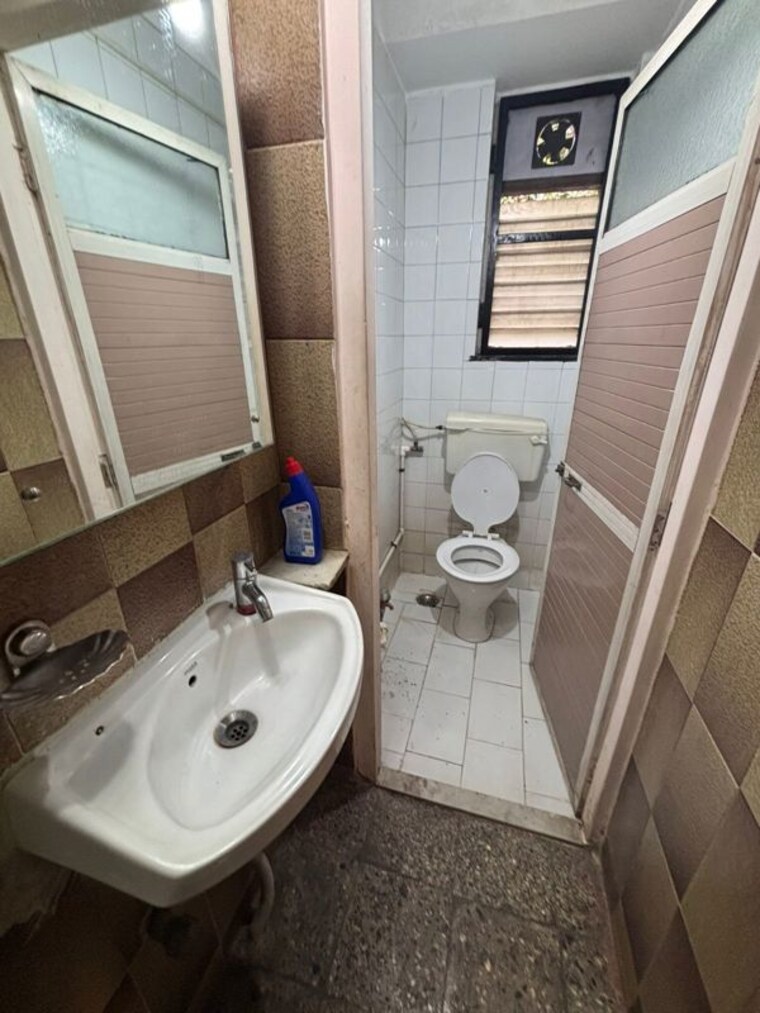 Bathroom, krishna-dham-chs 1 Bedroom 450 Sq.Ft. Apartment In Panch Pakhadi Thane 9962645