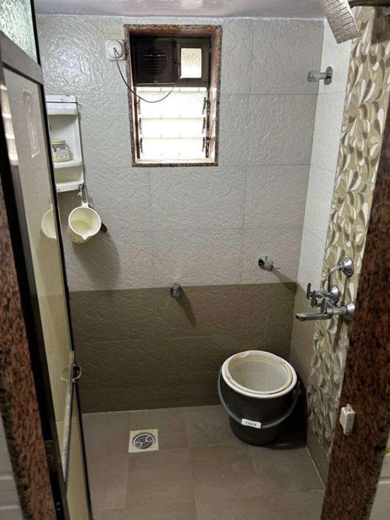 Master Bedroom, andheri east 1 Bedroom 375 Sq.Ft. Apartment In Andheri East Mumbai 9962648