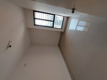 Room in 3 BHK Apartment at Nanded City Asawari, Nanded – for Rent