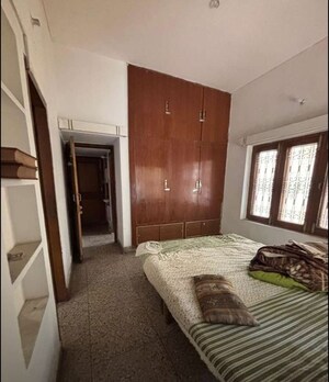 Bedroom in 4 BHK Independent House at Niralanagar – for Rent