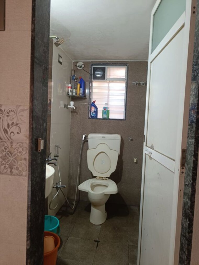 Bathroom, dombivli west 1 Bedroom 525 Sq.Ft. Apartment In Dombivli West Thane 9962662