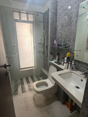 Team Area in 3 BHK Apartment at Juhu – for Rent