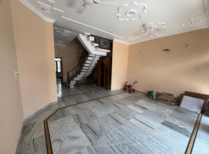Team Area in 5 BHK Independent House at Sector 4 – for Rent