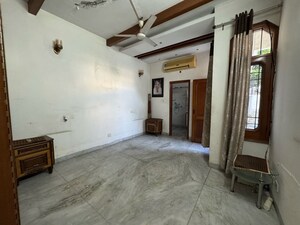 Room in 4 BHK Independent House at Sector 2 – for Rent