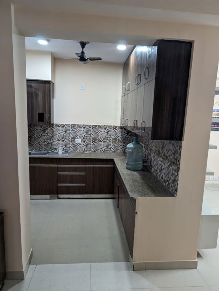 Kitchen, amrapali-crystal-homes 3 Bedroom 1375 Sq.Ft. Apartment In Sector 76 Noida 9962698