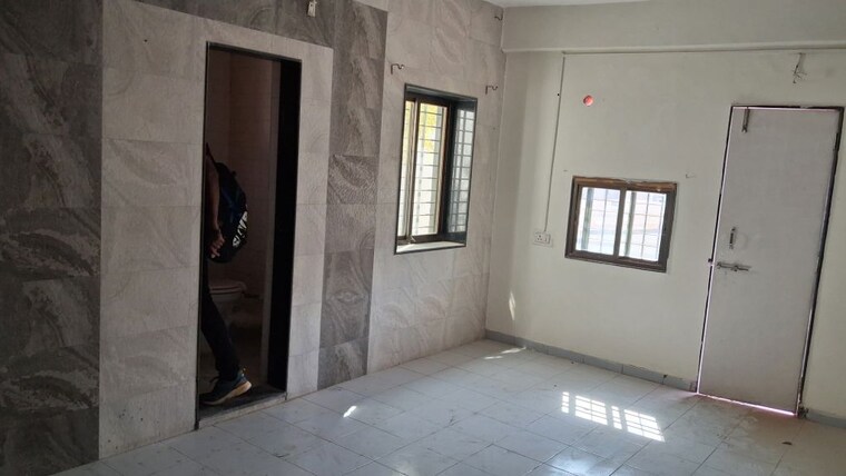 Room, navarangpura gam 3 Bedroom 1700 Sq.Ft. Apartment In Navarangpura Gam Ahmedabad 9962704