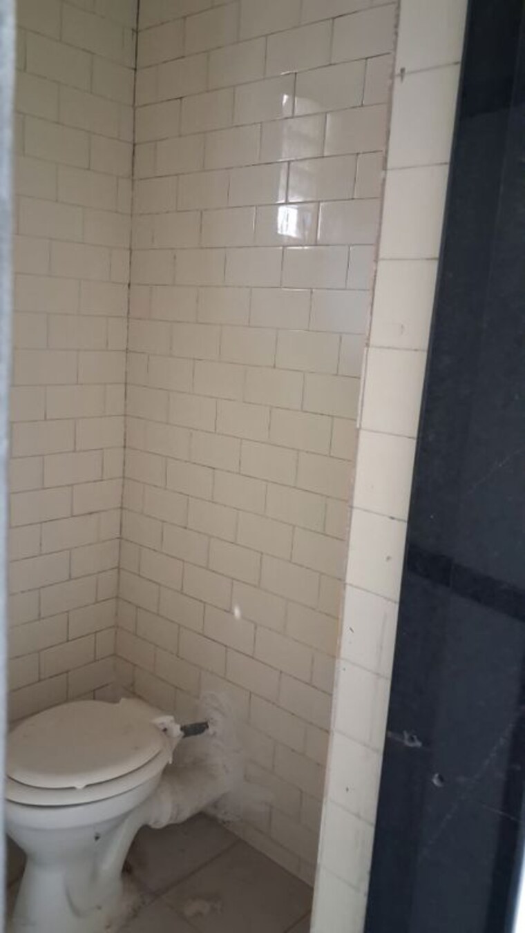 Bathroom, navarangpura gam 3 Bedroom 1700 Sq.Ft. Apartment In Navarangpura Gam Ahmedabad 9962704