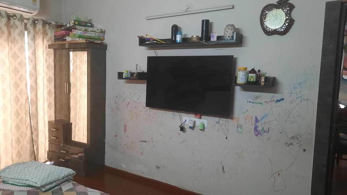 3 BHK + Pooja Room Apartment For Rent in Amrapali Crystal Homes