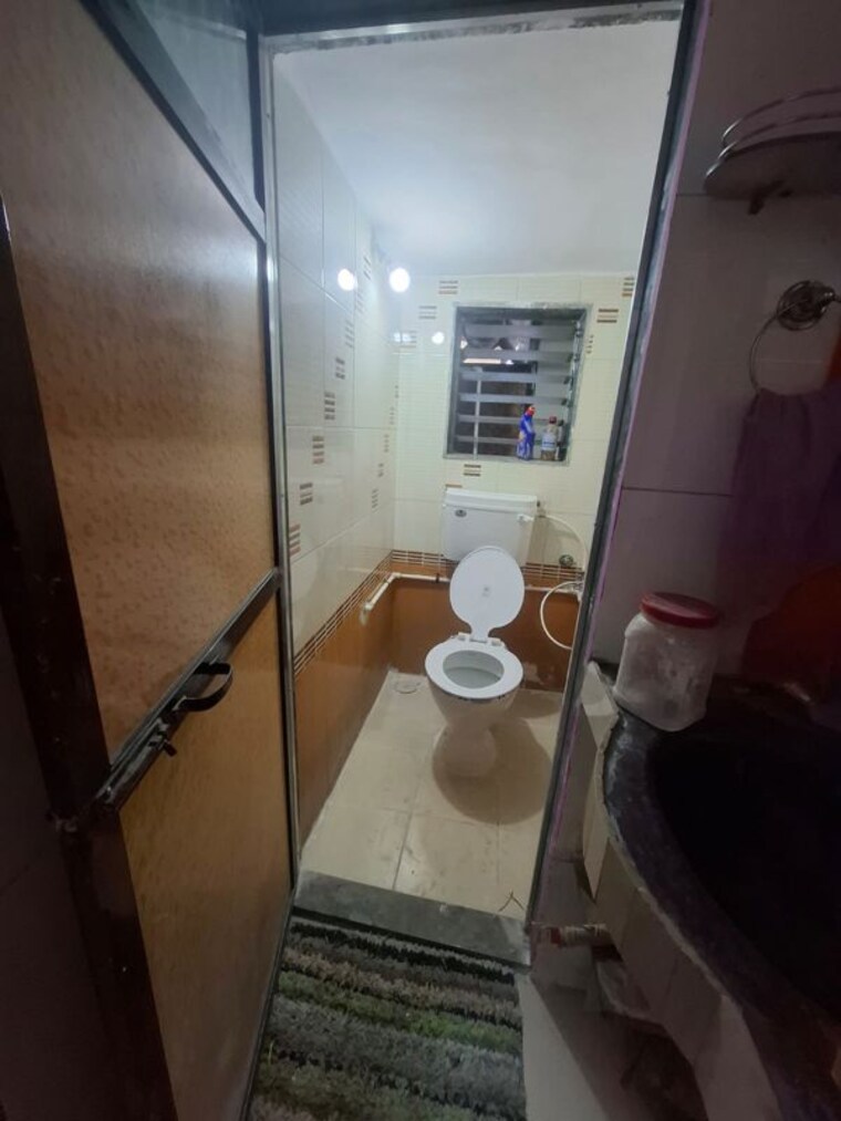 Bathroom, charai 1 Bedroom 450 Sq.Ft. Apartment In Charai Thane 9962723