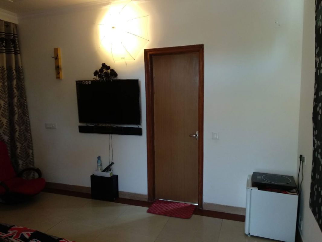 1 BHK + Pooja Room Apartment For Rent in VIP Road