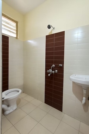 Bathroom in 2 BHK Builder Floor at Kondapur – for Rent